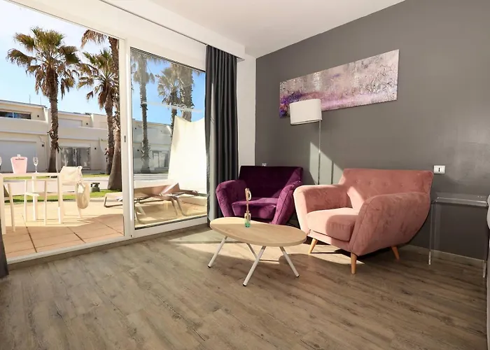 Le Jardin D'eden - Junior Pmr Luxe - Petit Déjeuner Inclus Pour 2 Personnes Agde