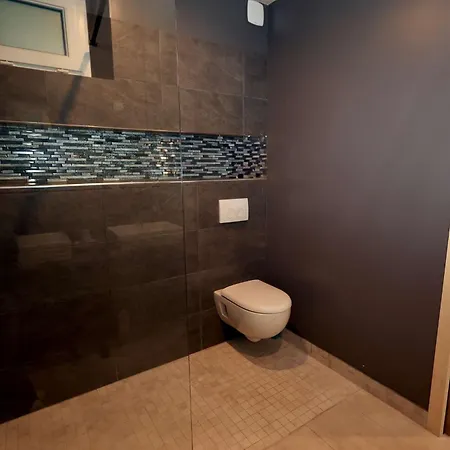 Apartament Le Jardin D'eden - Junior Pmr Luxe - Petit Dejeuner Inclus Pour 2 Personnes Agde