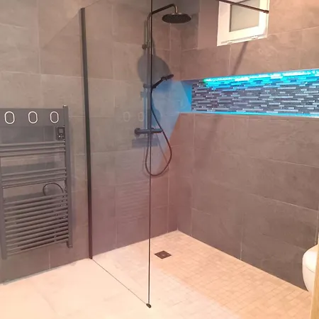 Apartament Le Jardin D'eden - Junior Pmr Luxe - Petit Dejeuner Inclus Pour 2 Personnes